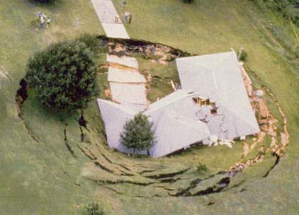 2013-03-19-sinkhole2-425