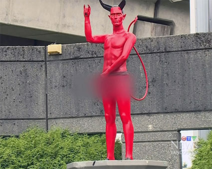 Naked-saluting-Satan-statue